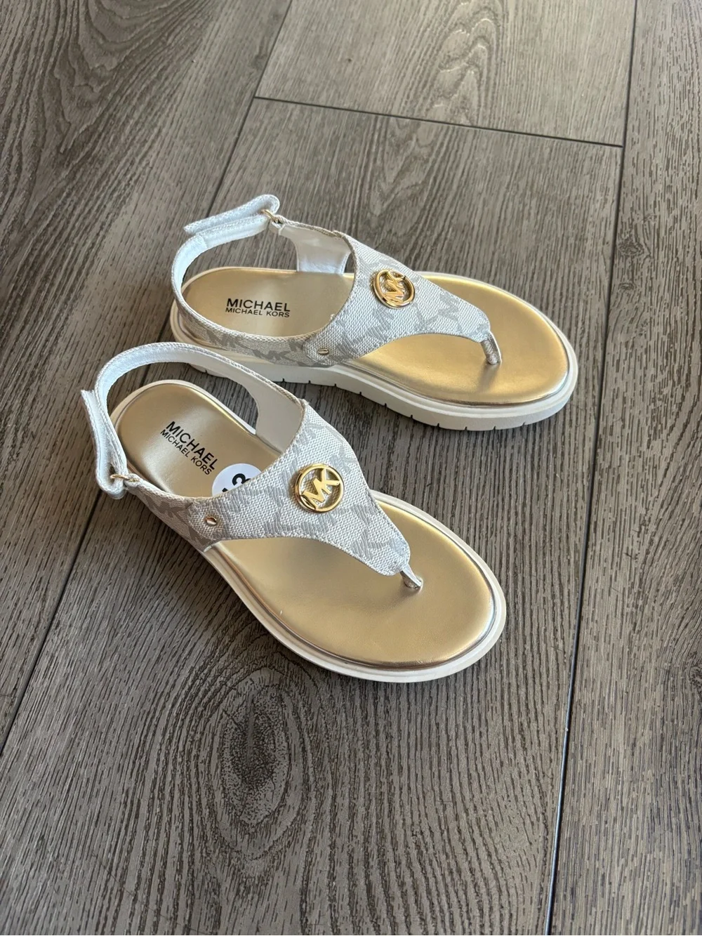 Michael Kors Girls Metallic Silver Logo Thong Sandals